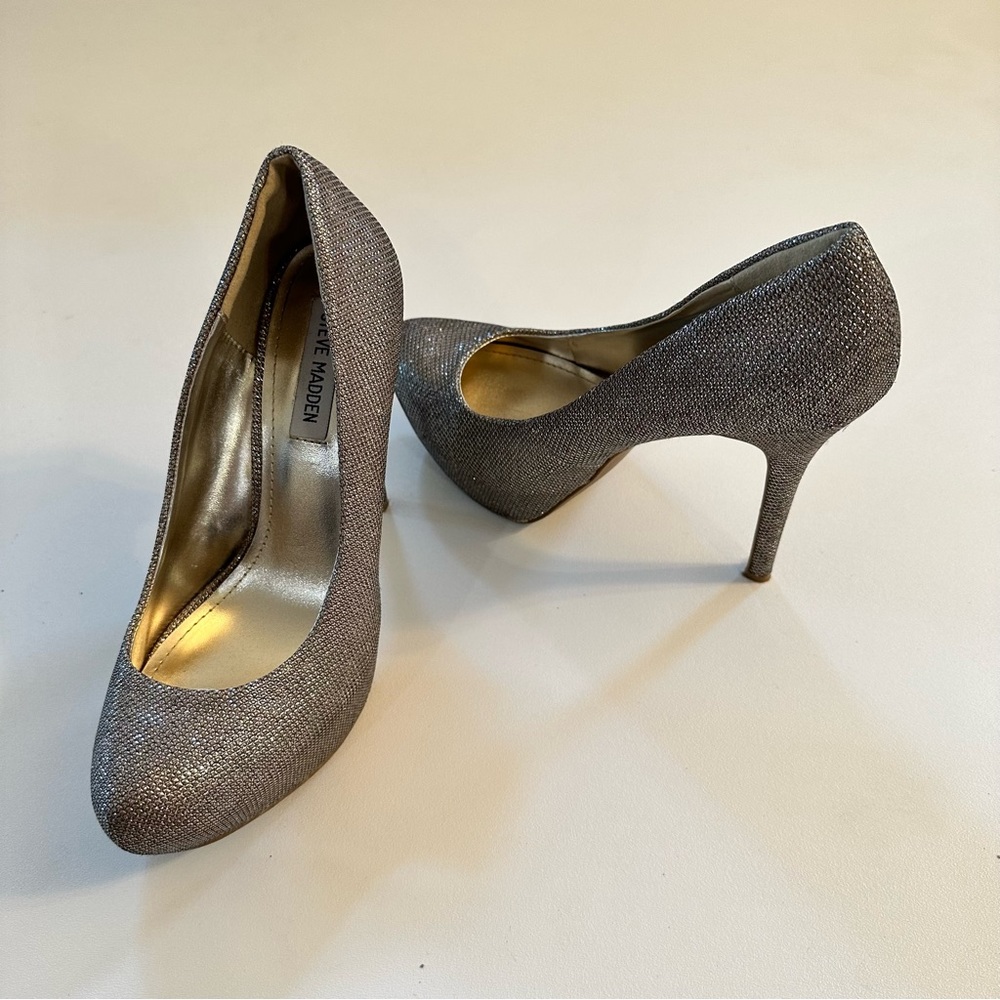 Steve Madden Bedazzled Jewel Silver Snakeskin Sparkly Heel Pumps Womens Size 8.5